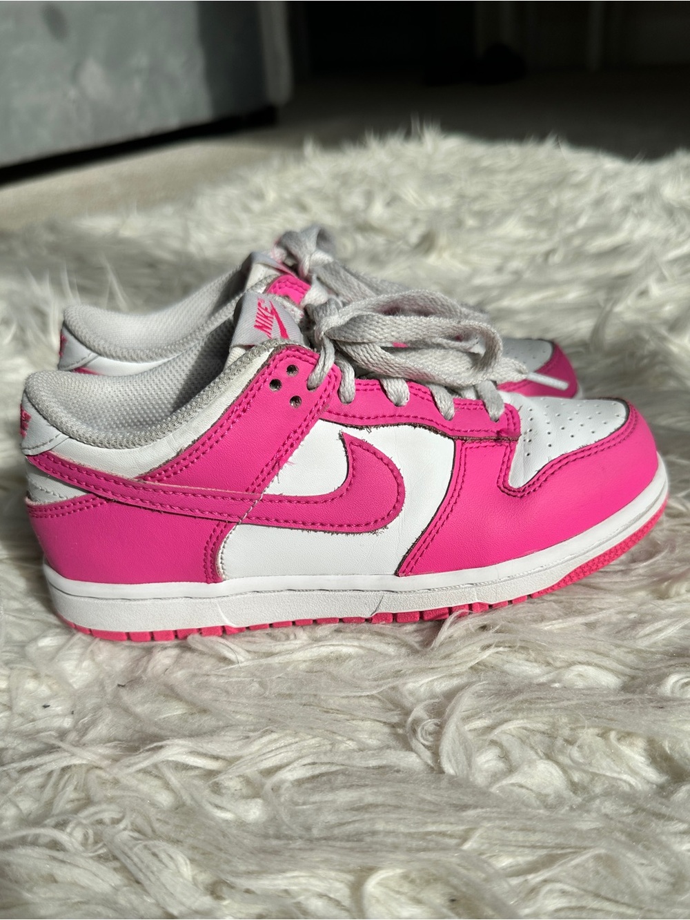 Nike Kids Pink and White Dunks Low-Top size 1